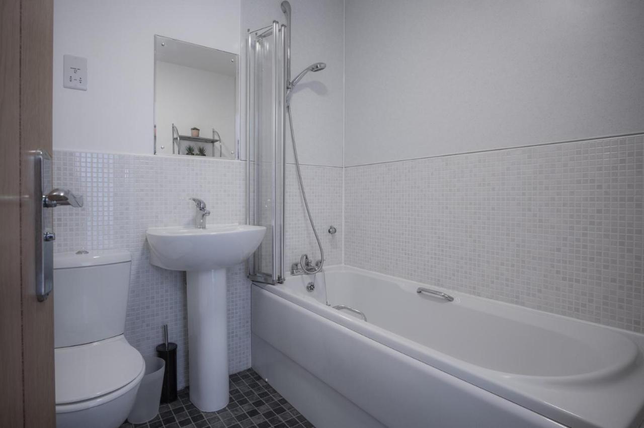 Maritime Quarter - 2 Bedroom Apartment - Sa1 Beach Front Fishermans Way Swansea Esterno foto